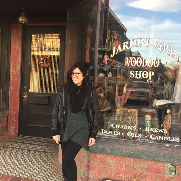 Allow me to reintroduce myself, my name is Amy - Picture 5 of 7